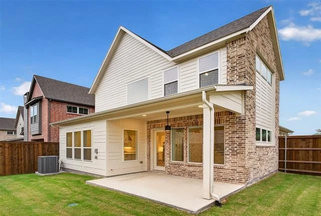 Unit for sale at 9676 Mav Lane, Dallas, TX 75238