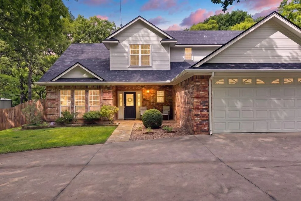 Unit for sale at 128 Southwinds Drive, Weatherford, TX 76087
