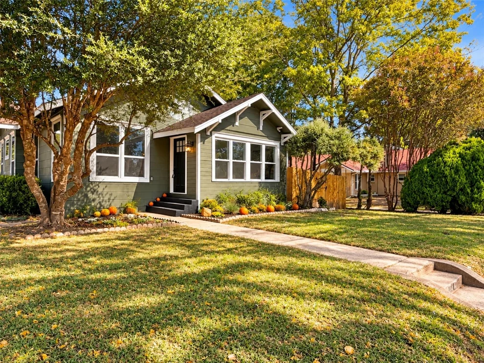 Unit for sale at 1104 Park Street, Greenville, TX 75401