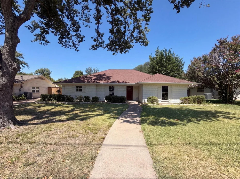 Unit for sale at 1115 N Waterview Drive, Richardson, TX 75080