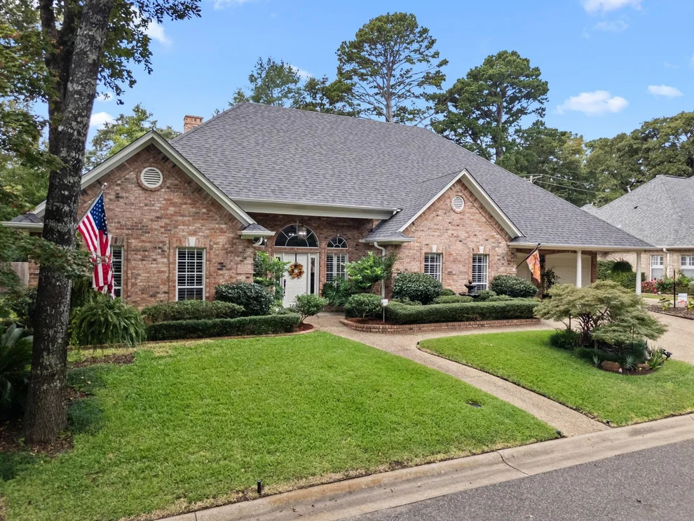 Unit for sale at 3621 Rock Creek Drive, Tyler, TX 75707