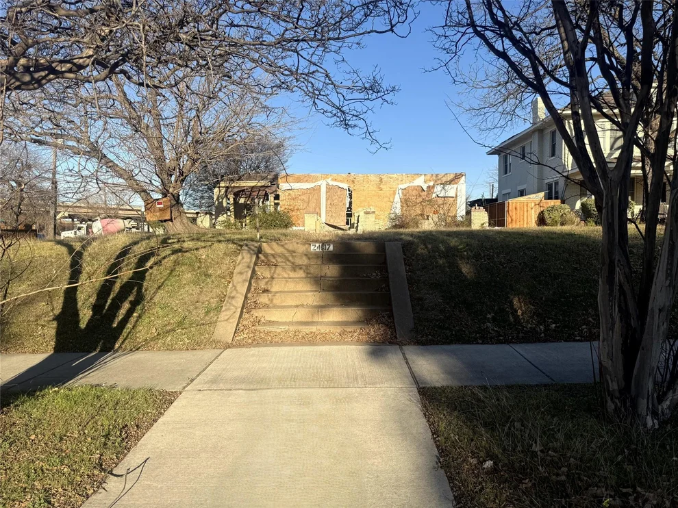Unit for sale at 2407 Park Row Avenue, Dallas, TX 75215