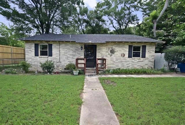 Unit for sale at 411 N Winnsboro Street, Quitman, TX 75783