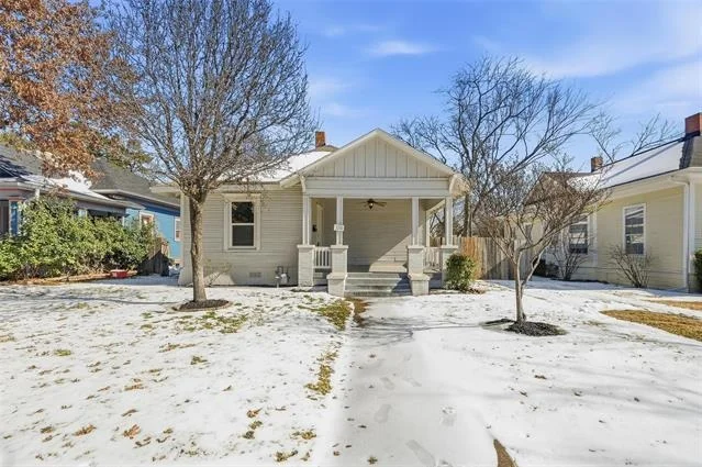 Unit for sale at 526 S Clinton Avenue, Dallas, TX 75208