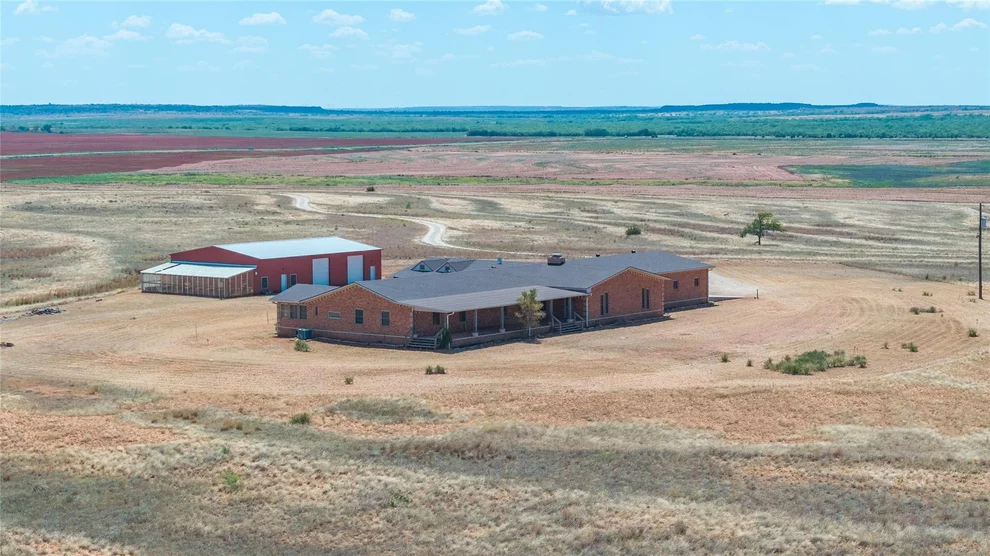 Unit for sale at 128 FM 1657, Rotan, TX 79546