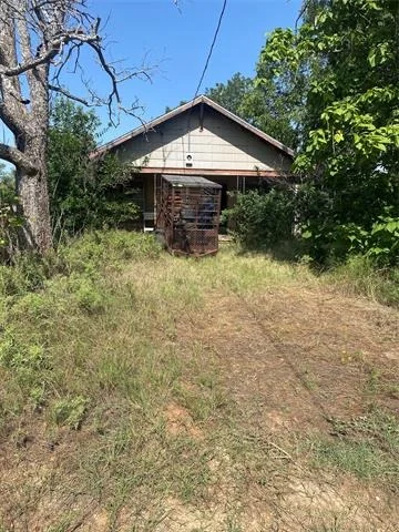Unit for sale at 406 Crockett Street, Santa Anna, TX 76878