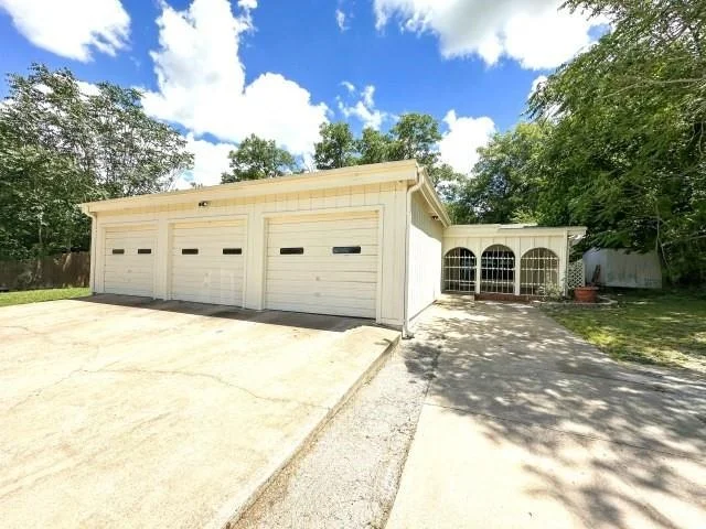 Unit for sale at 302 W Highland Avenue, Comanche, TX 76442