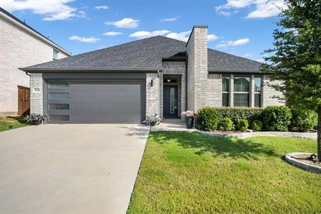 Unit for sale at 10645 Enchanted Rock Way, Fort Worth, TX 76126