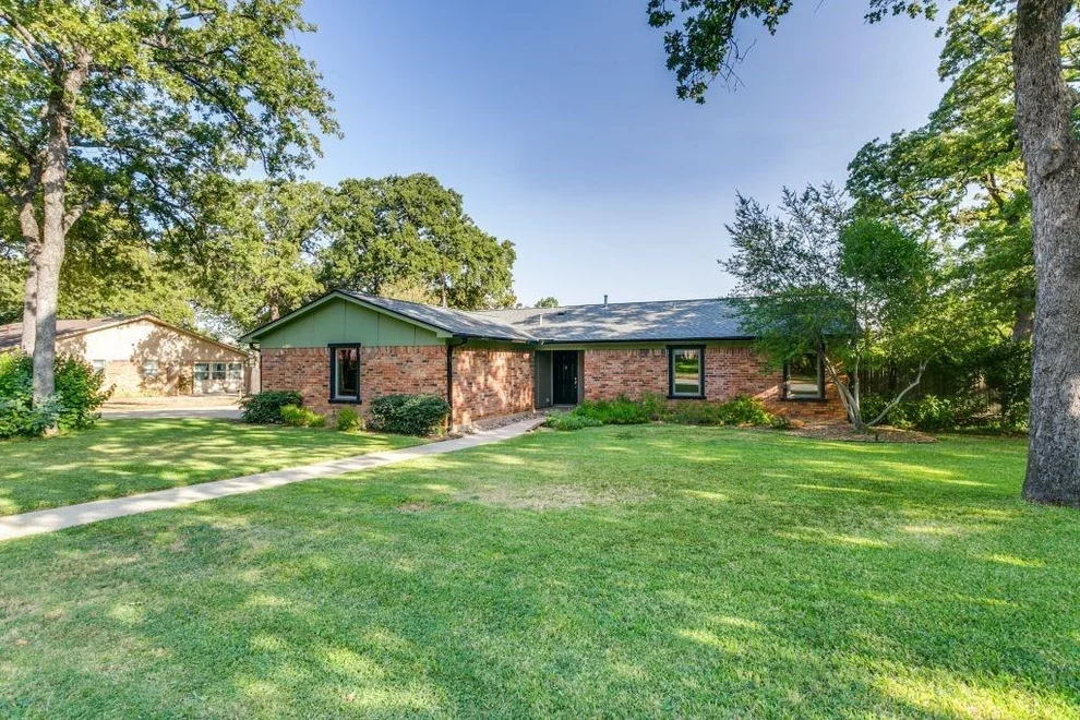 Unit for sale at 409 Brian Drive, Keller, TX 76248