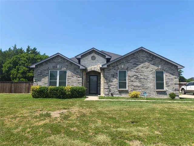 Unit for sale at 3027 Ames Road, Lancaster, TX 75134