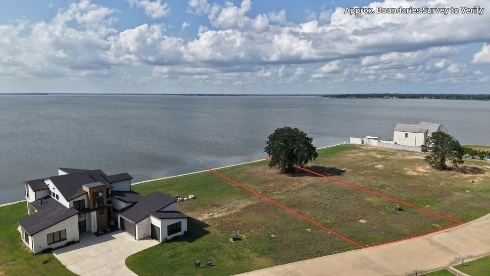 Unit for sale at 108 Mary Court, Gun Barrel City, TX 75156