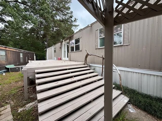 Unit for sale at 28 E Whippoorwill Lane, Trinity, TX 75862