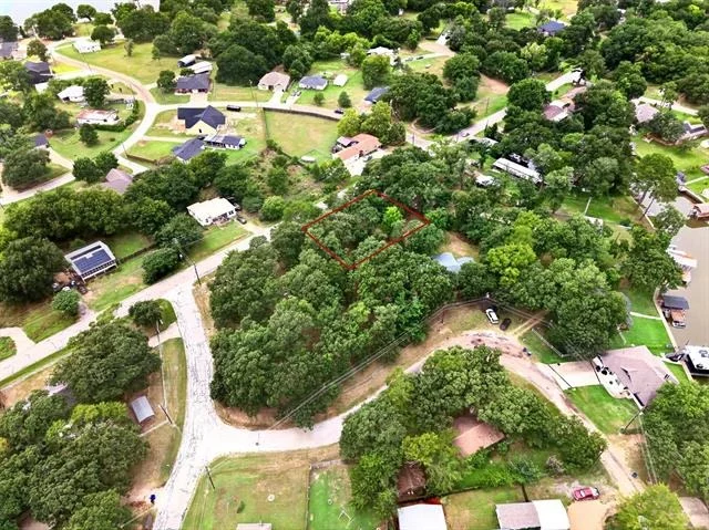 Unit for sale at 624 Legendary Lane, Gun Barrel City, TX 75156