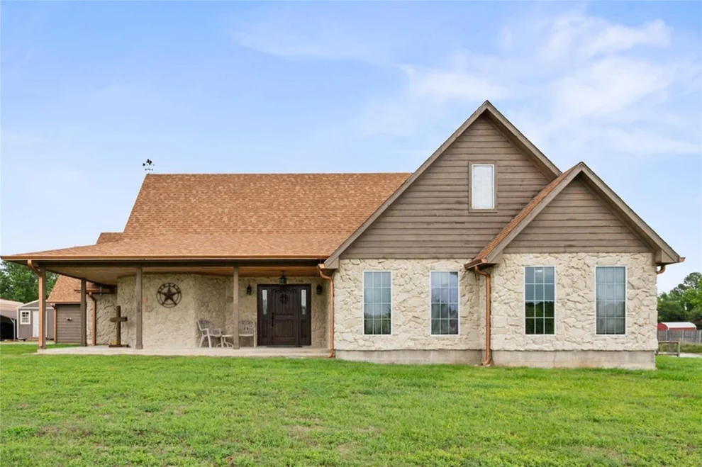 Unit for sale at 130 SE County Road 3085, Corsicana, TX 75109