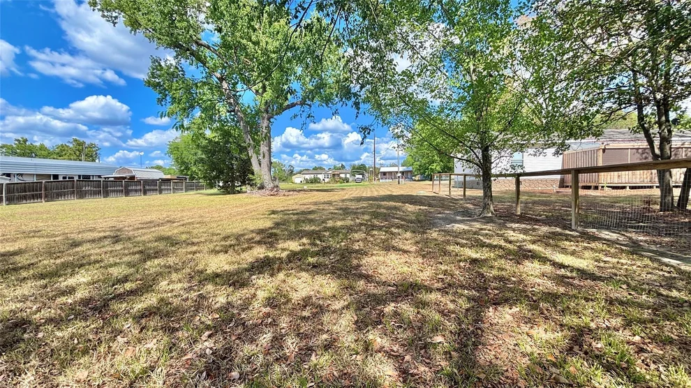 Unit for sale at 545 Comanche Drive, Quitman, TX 75783