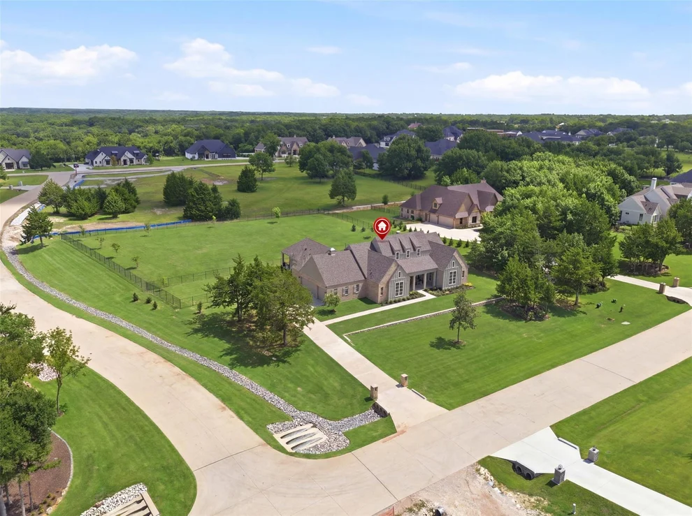Unit for sale at 425 Abagail Lane, Van Alstyne, TX 75495