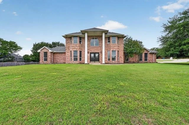 Unit for sale at 2212 Summit Drive, Burleson, TX 76028