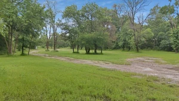 Unit for sale at 6606 Bonnie View Road, Dallas, TX 75241