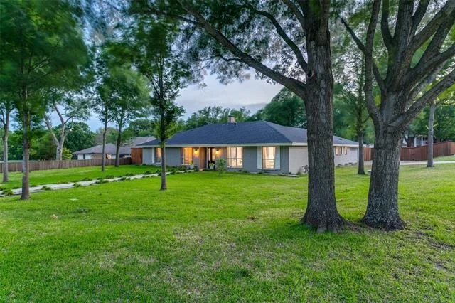Unit for sale at 1210 Oakwood Trail, Southlake, TX 76092