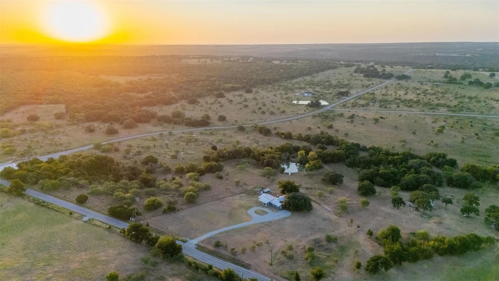 Unit for sale at 4080 Pleasant Valley Road, Mineral Wells, TX 76067
