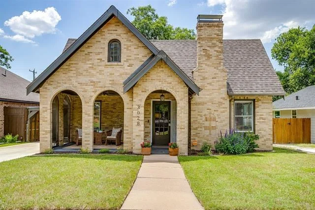 Unit for sale at 3028 James Avenue, Fort Worth, TX 76110