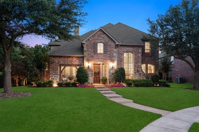 Unit for sale at 901 Crestmoor Drive, Allen, TX 75013