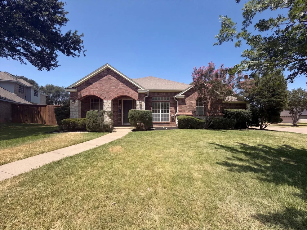Unit for sale at 6 Cimarron Court, Trophy Club, TX 76262