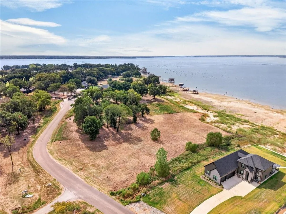 Unit for sale at 768 Sunset Court, Mabank, TX 75143