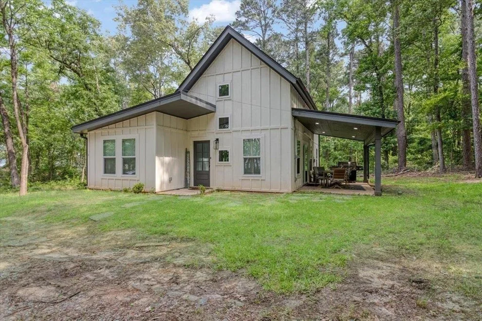 Unit for sale at 299 SOUTH SHORE Drive, Daingerfield, TX 75668