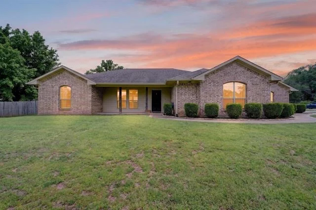 Unit for sale at 220 Ebony Place, Van, TX 75790