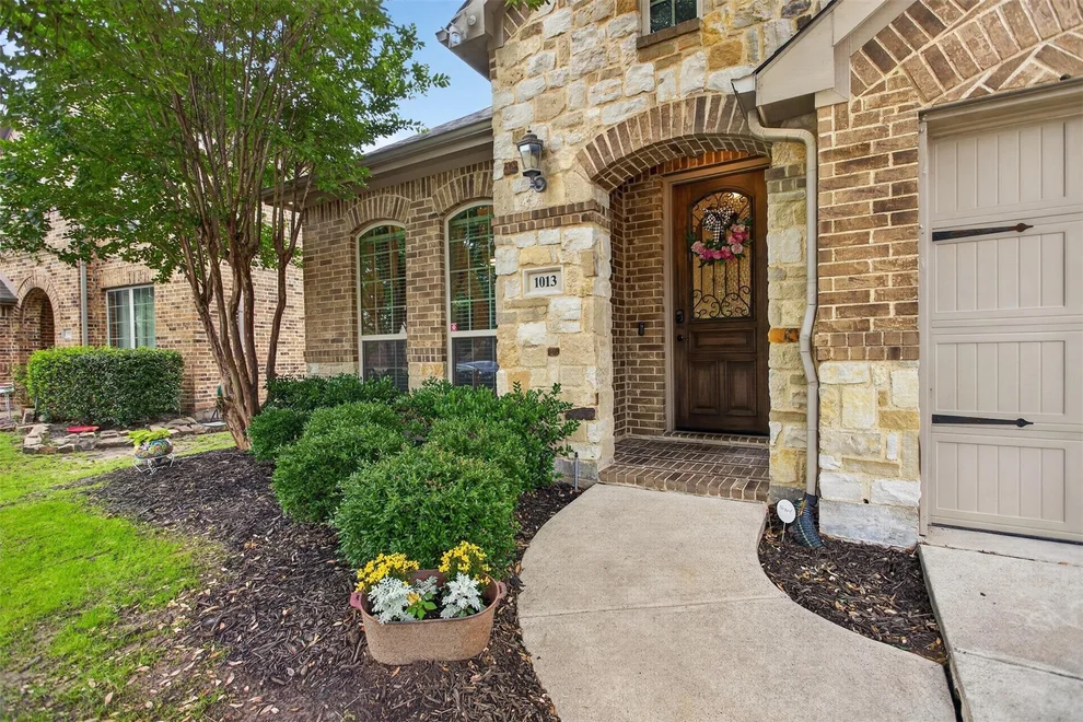 Unit for sale at 1013 Somerset Circle, Forney, TX 75126