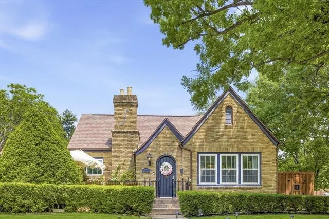 Unit for sale at 5451 Merrimac Avenue, Dallas, TX 75206