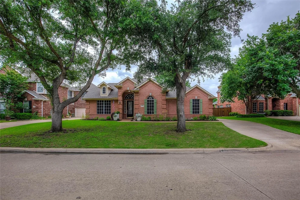 Unit for sale at 8210 Turnberry Street, Rowlett, TX 75089