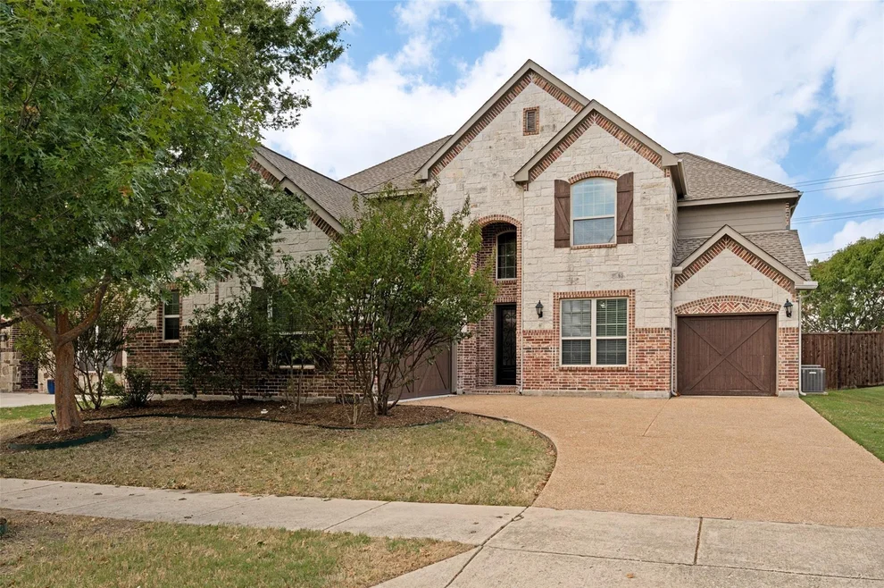 Unit for sale at 10365 Perkins Lane, Frisco, TX 75035