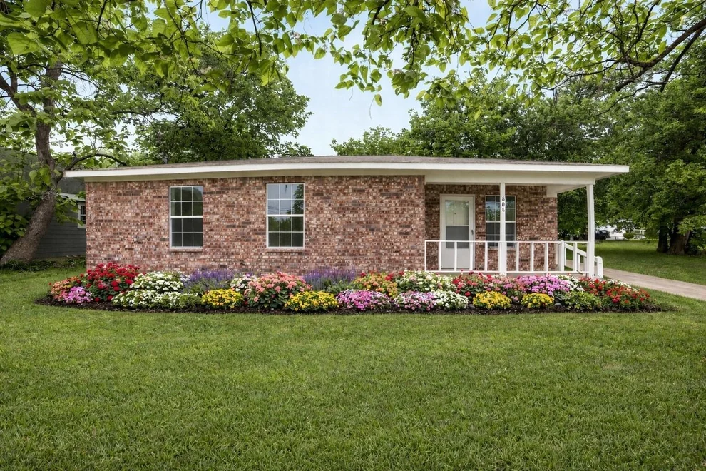 Unit for sale at 808 Park Street, Commerce, TX 75428