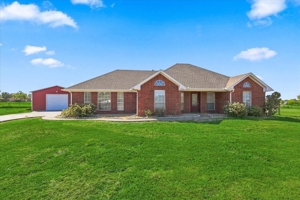 Unit for sale at 9934 Stonehearth Lane, Forney, TX 75126