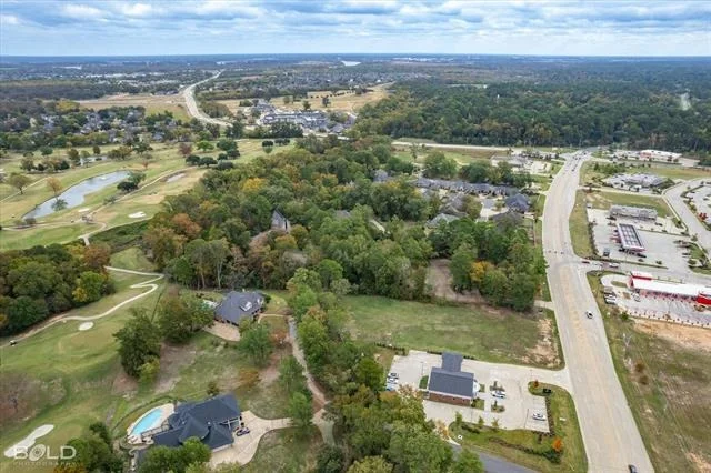 Unit for sale at 9449 Ellerbe, Shreveport, LA 71106