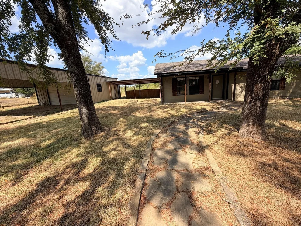 Unit for sale at 1223 Yowell Road, Whitesboro, TX 76273