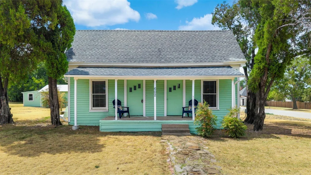 Unit for sale at 602 E Broadway Street, Prosper, TX 75078