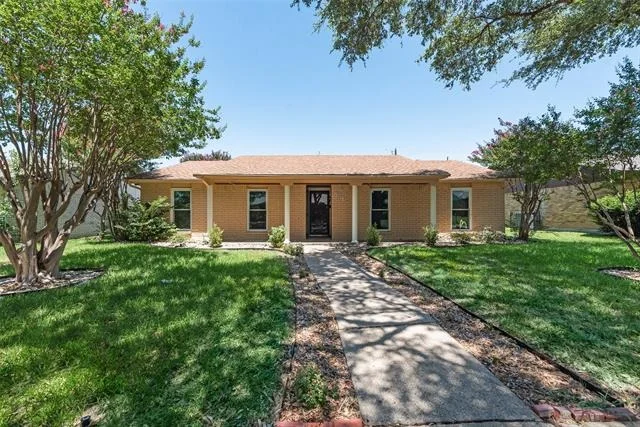 Unit for sale at 8515 Baumgarten Drive, Dallas, TX 75228
