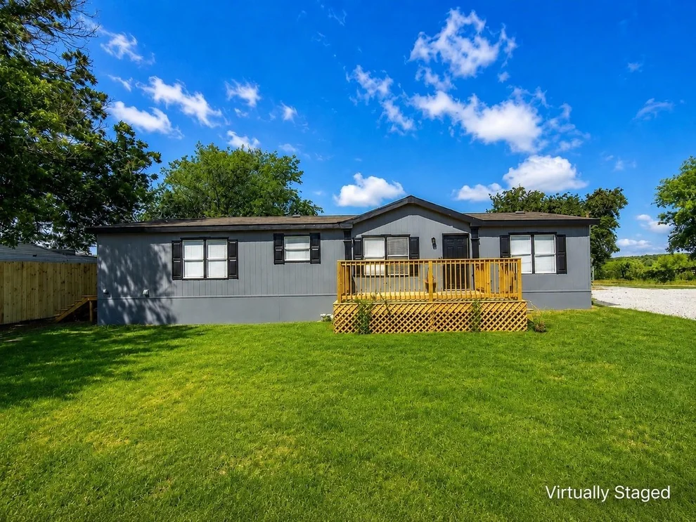 Unit for sale at 18327 Gholson Road, Waco, TX 76705