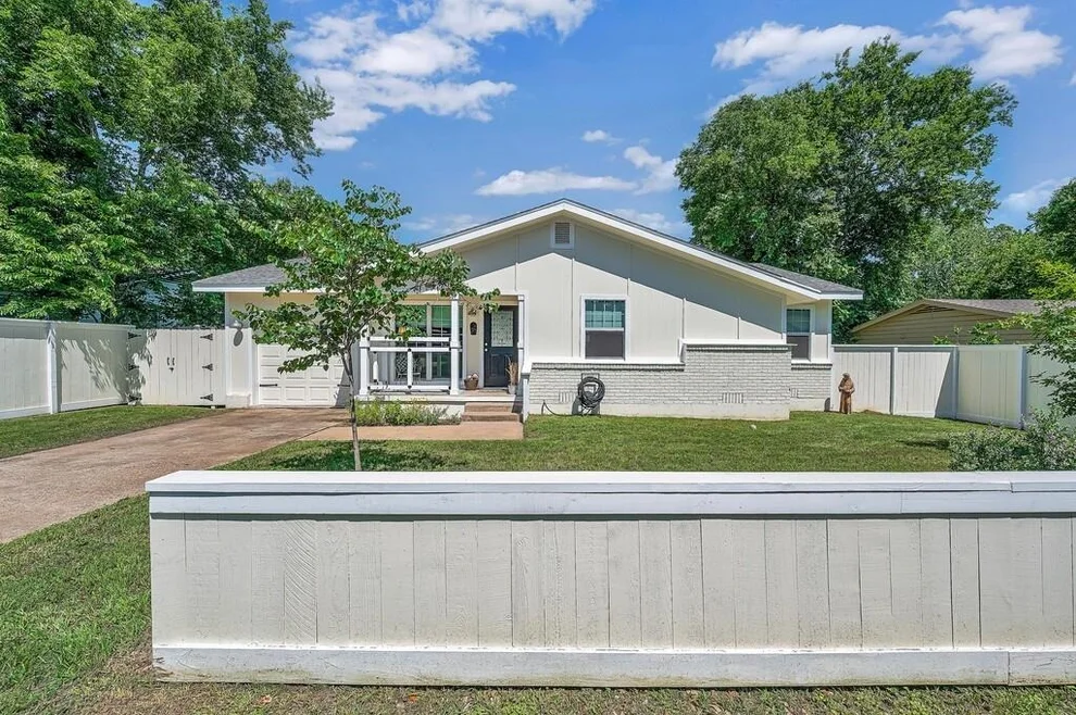 Unit for sale at 1825 Rambler Drive, Waco, TX 76710