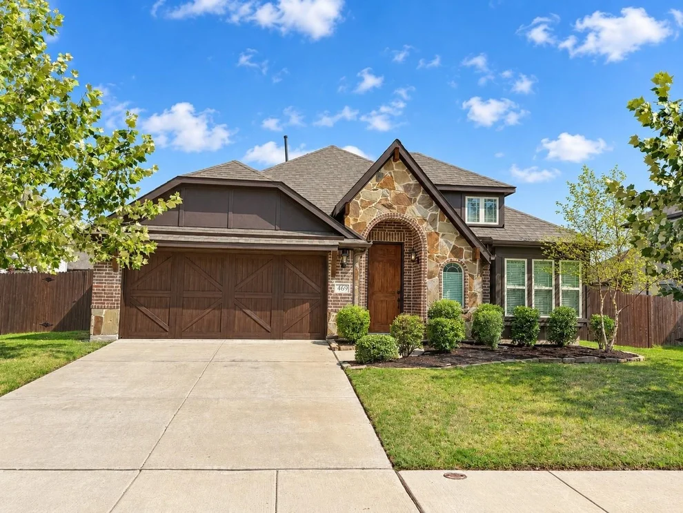 Unit for sale at 469 Brushwood Lane, Waxahachie, TX 75165