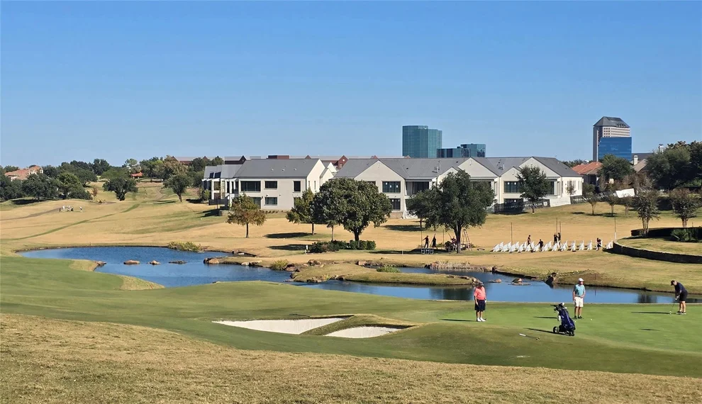 Unit for sale at 340 O Connor Ridge Boulevard, Irving, TX 75038
