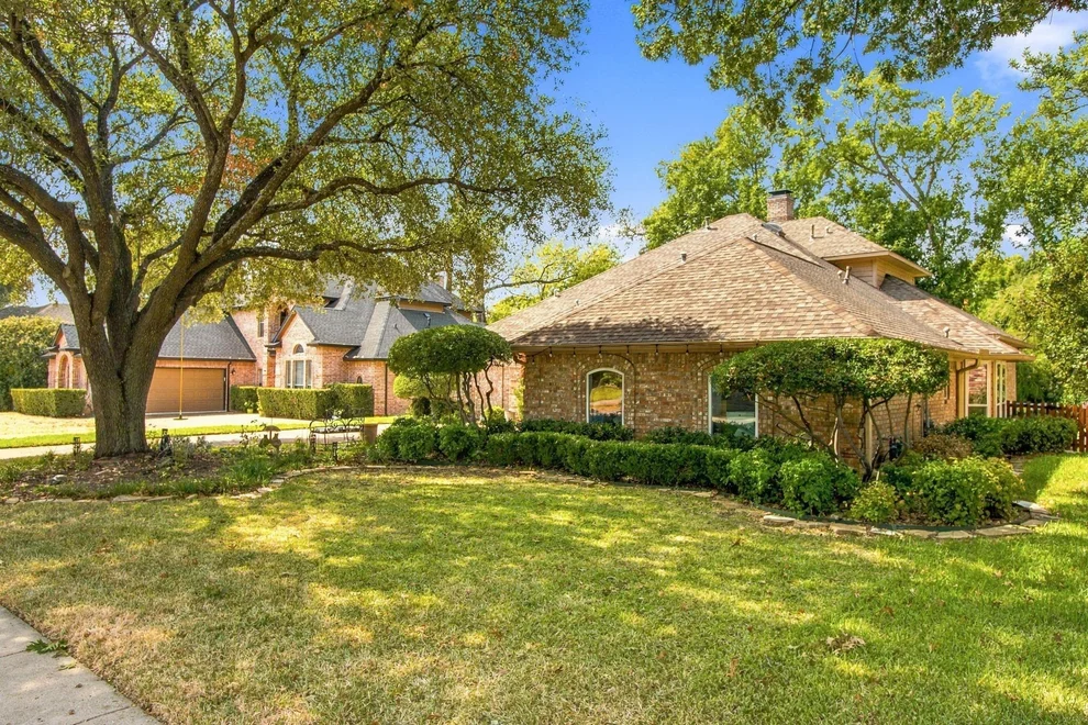 Unit for sale at 2905 Foxcreek Drive, Richardson, TX 75082