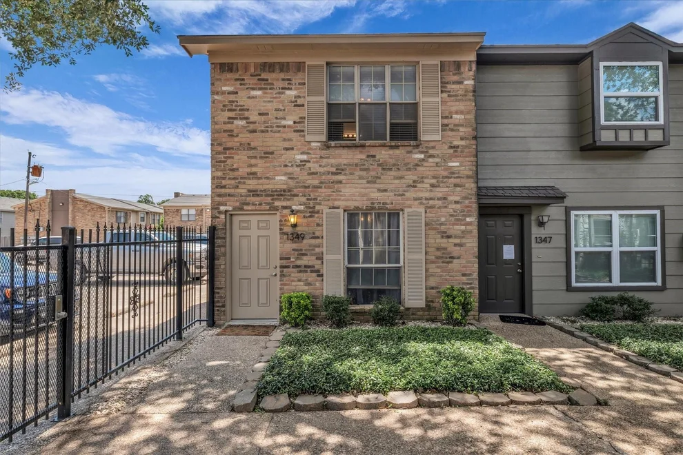 Unit for sale at 1349 S 11th Street, Waco, TX 76706