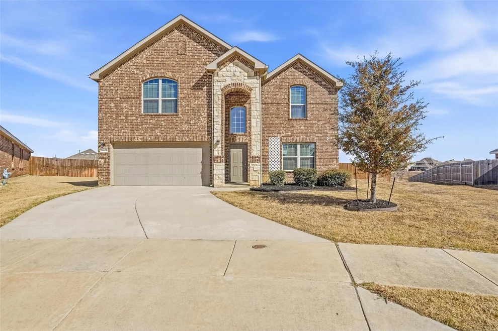 Unit for sale at 8405 Sweet Flag Lane, Fort Worth, TX 76123