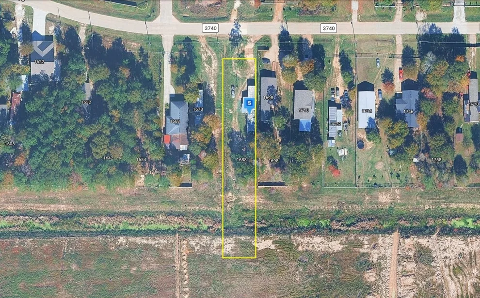 Unit for sale at 1688 County Road 3405, Cleveland, TX 77327