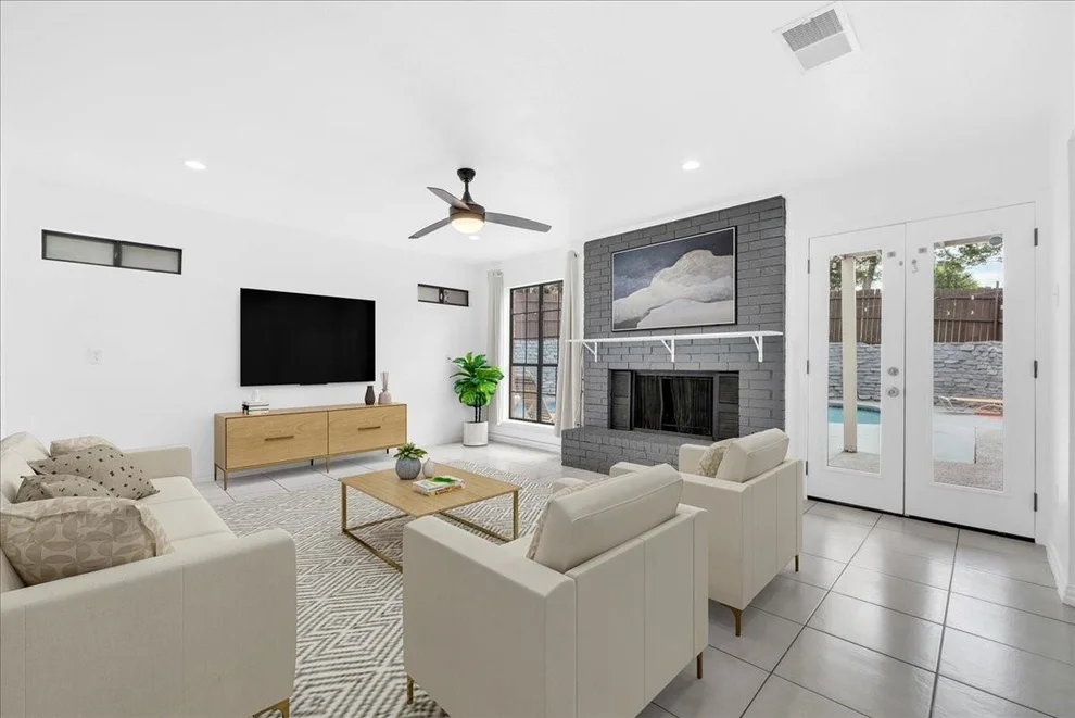 Unit for sale at 392 Creekwood Drive, Lancaster, TX 75146