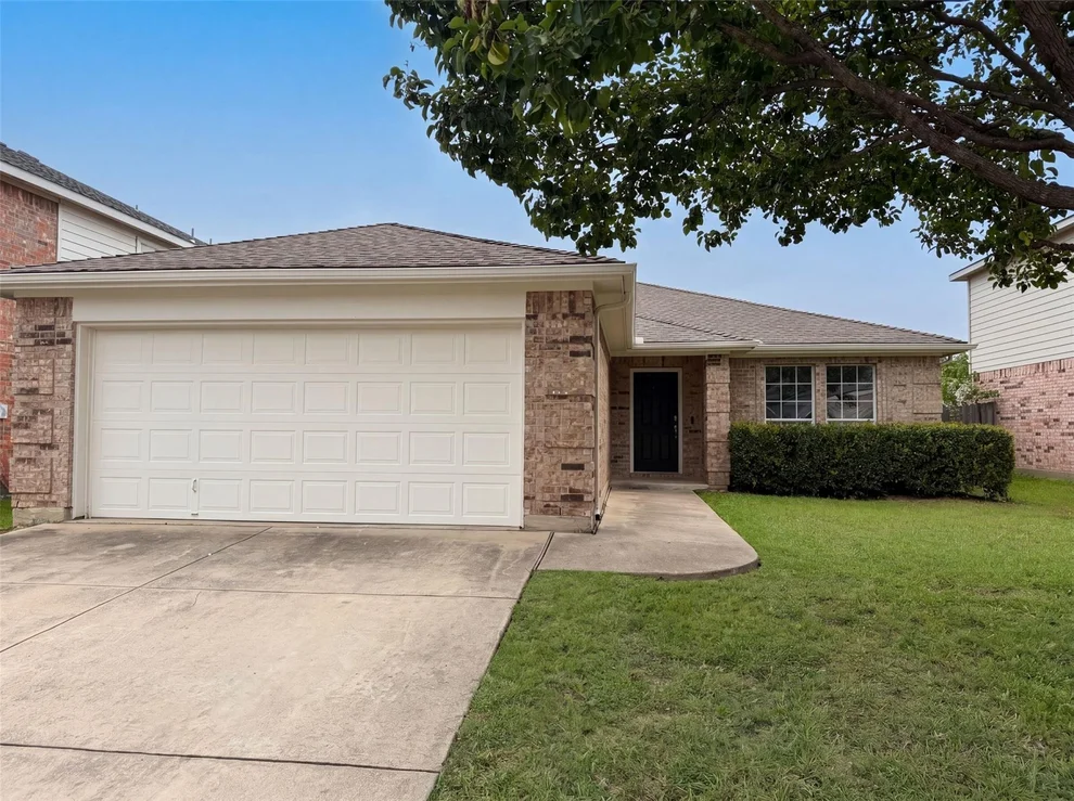 Unit for sale at 10428 Turning Leaf Trail, Fort Worth, TX 76131